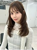 レイヤーカット 顔周りレイヤー オリーブグレージュ 透明感