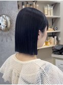 切りっぱなしボブ　質感ストレート　カット　顔まわり　艶髪