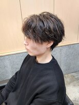 ニアウ 伊勢崎連取店(Niau)&nbsp;刈り上げセンターパートシャドウパーマフェザーパーマ