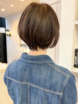 キャアリー(Caary) 福山市美容室Caary春ヘア丸みショートボブナチュラルブラウン
