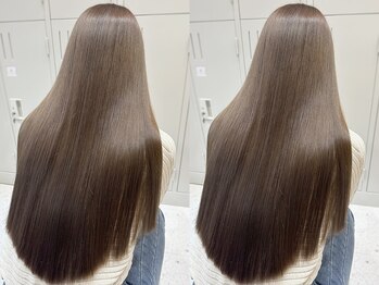 セシルヘアー 博多駅前店(Cecil hair)の写真/≪博多駅前/うねり対策☆≫オリジナル技術で自然でまとまる潤い艶ストレート!思わず触りたくなるような美髪
