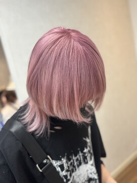 グロス 心斎橋(GLOSS) ピンクカラー中性ウルフ