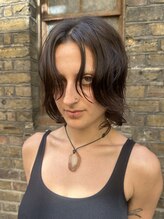 ザポンドヘアトウキョウ(The Pond Hair Tokyo) レイヤーボブ
