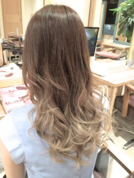 フェリア 渋谷(Feria) 【filo by Feria渋谷】ミルクティーグラデーション☆渡邉悟