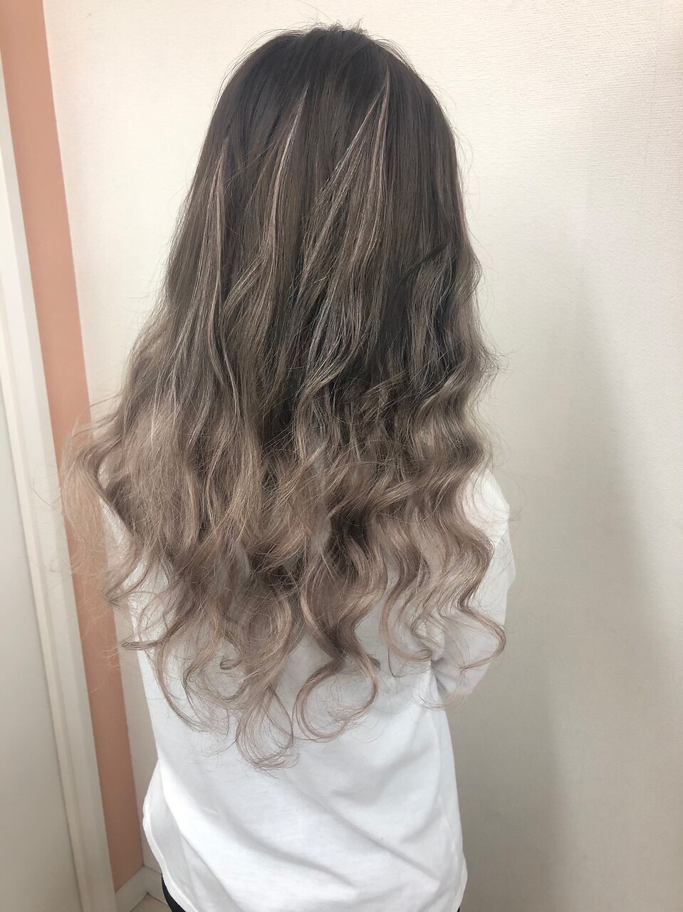 グレージュ#シールエクステ#デザインカラー#エクステ#横浜：L058390793