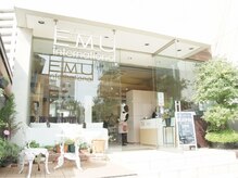 エム インターナショナル 春日部本店(EMU international)