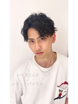 アピッシュ ギンザ(apish ginza) “ツーブロックショート×ソフトスパイラル”