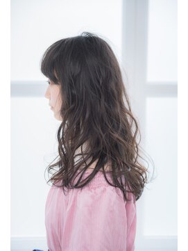 ミエル ヘア 新宿(miel hair) 〈mielhair新宿〉艶ウェーブセミディ