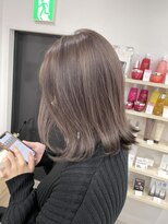 ジゼル(gisele)&nbsp;(小山)ブリーチワークはスピードと丁寧さが大切