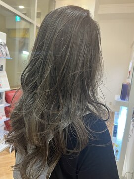 コワファースト させぼ五番街店(COIFF1RST) 透け感たっぷりグレージュ★