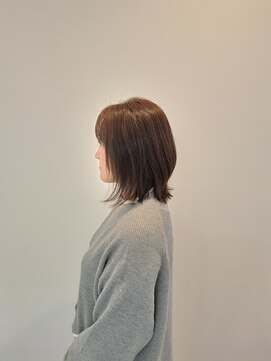 カラ(Cara) ミディアムウルフ♪