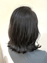 イソラヘアアトリエ(Isola hair atelier) 【Isola】外ハネ×ミディアム