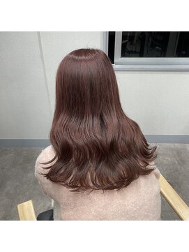 オグジュアリー 表参道(aux.) ～上品でかわいいピンクブラウン～