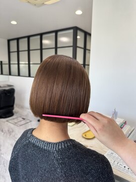 ビューティーサロン クロス(CROSS) ミニボブ／ハイトーン／ベージュカラー／春カラー