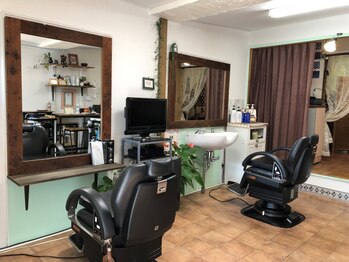 ヘアーサロン ドレミ(Hair Salon DOREMI)の写真/お子様からご年配の方まで幅広い年齢層にご利用可能★周りを気にせずゆったりとしたサロンタイムを♪