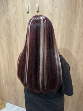 ベジータ(VEGETA) エクステ ボルドー×ホワイトハイライト×ブラックローライト