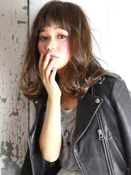 赤羽駅前◆毎朝のコテ巻きセットが大変！巻いてもとれてしまう方必見！メンズパーマもお任せください♪