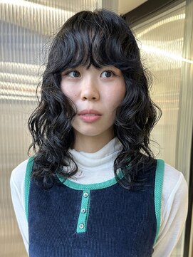 シアター(CIARTOR) ゆるふわperm ミディアムレイヤー