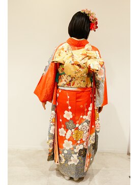 チーモ ハッピー ヘア メイク(CheeMo happy hair make) 成人の集いと家族の笑顔の写真撮影