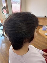 ヘアーズ サエミ イチ・ゴカラー(白髪染め)+ショートカット