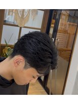 ココアンドワオ(COCO&WOW!)&nbsp;フェザーパーマニュアンスパーマツーブロック