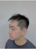 清潔感抜群ショートフェードスパイキースタイル