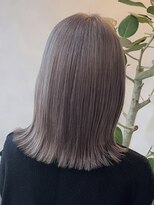 ルーチェ(Lu-che)&nbsp;グレージュ×切りっぱなしボブ