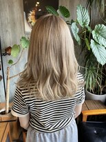 ヘアードレスビュー(hair dress V.I.E.W)&nbsp;ダブルカラー×ベールベージュ