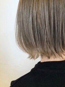 ミスト(mist) 【 mist 】ブロンドベージュ（金沢文庫/金沢八景）