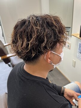 エルパライソ リフォ(Elparaiso Reff) ツイストスパイラルパーマ