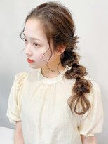 くびれヘアアプリコットオレンジ夏ヘアハイライトカラー