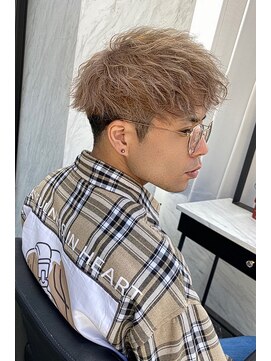 リア 大阪梅田(Ria) ～メンズ前下がりマッシュ～【Ria 大阪 梅田】