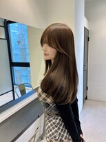 ヴェイナゴヤ(VEYY. nagoya) レイヤー/韓国/ブリーチなし/オリーブ/グレージュ/前髪/顔まわり