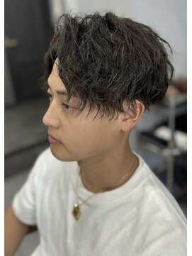 ウェイビー 桜木町店(WAVY) 【WAVY】センターパート×ツイスパ