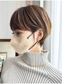 美髪ショートボブくびれヘアおくれ毛_ba440973