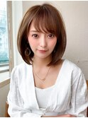 ホワイトグレージュショートボブ30代40代50代ひし形シルエット