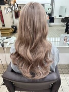 ルシア 京都四条河原町烏丸(LuciA) 【レミー100%/54cm】ブリーチカラー×シールエクステ