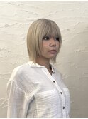 ホワイトベージュカラー