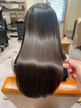 エミュー 大船店(emue) 大船駅髪質改善ストレートオージュアトリートメント縮毛矯正40代