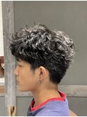 スパイキーショートパーマ