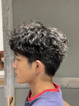 フィズクロップ(fizzcrop) スパイキーショートパーマ