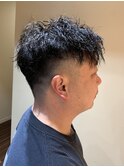 テーパーフェードカット・ツイストスパイラルパーマ