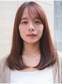 小顔ストレートレイヤー/シースルーバング/暗めカラー艶ベージュ