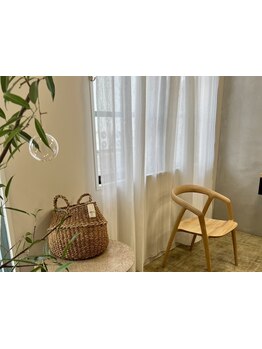 マンツーマンであなたらしさを引き出す似合わせカットが好評◎1人1人に向き合った施術で、理想のstyleに♪