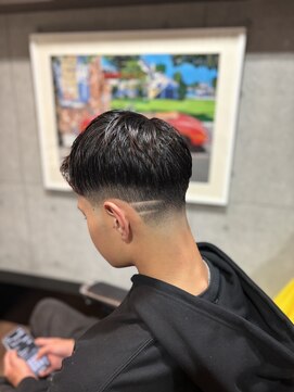 グロウヘアワークス(grow hair works) テーパーフェード