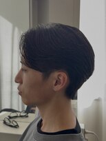 アコロン(acoron.)&nbsp;センターパート/毛流れパーマ/池袋メンズカット