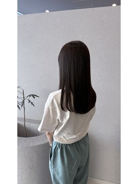 ロエ(Lowe') 艶感チョコレートブラウン