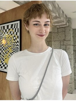 丹の写真/『 デザイン性のある扱いやすい髪 』質感に拘ったカットでどこから見ても私らしいシルエットへ－。