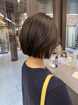 ミィ 表参道(mee.) レイヤーボブ ボブ ミニボブ 切りっぱなしボブ
