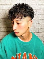 トラスト ザ バーバー 東京駅日本橋店(TRUST the Barber)&nbsp;スペインカール/ツーブロックスタイル